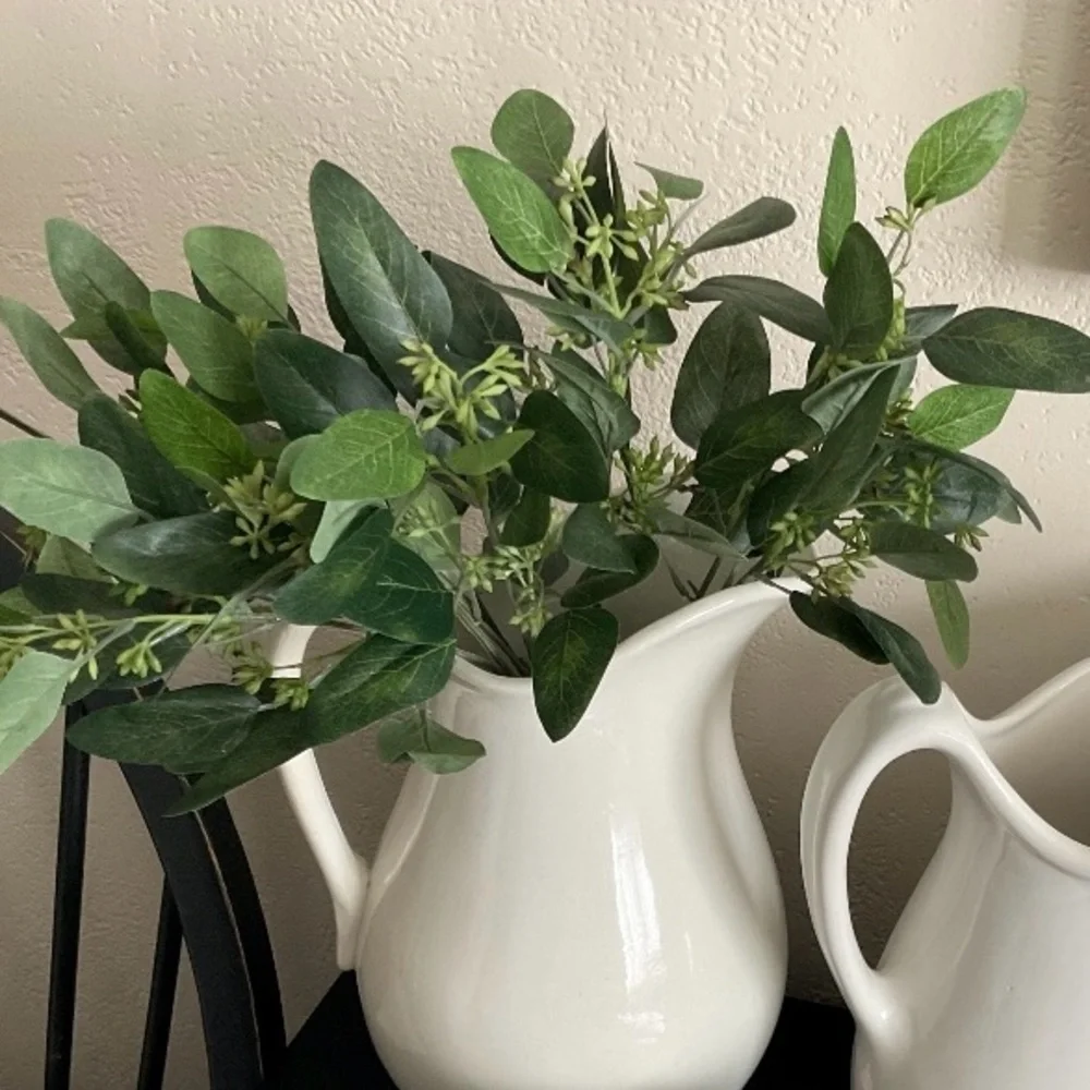NWT 18 inch faux seeded eucalyptus greenery stem